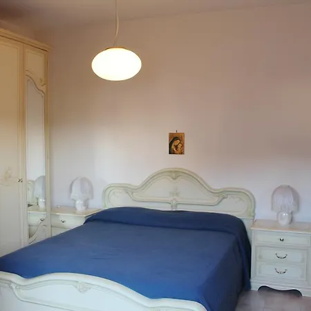 5 Apartment *